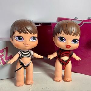 Bratz Babyz Twins Dolls Roxxi and Phoebe, Original Clothes, No Hair Plugs